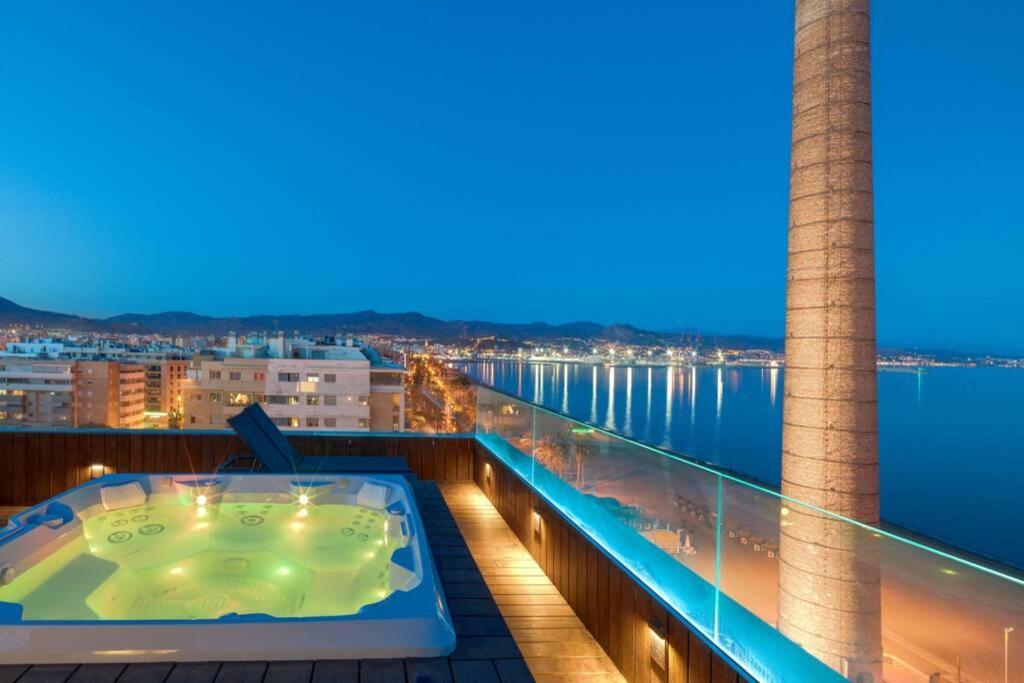 D&R Penthouse On The Beach Apartment Malaga Bagian luar foto