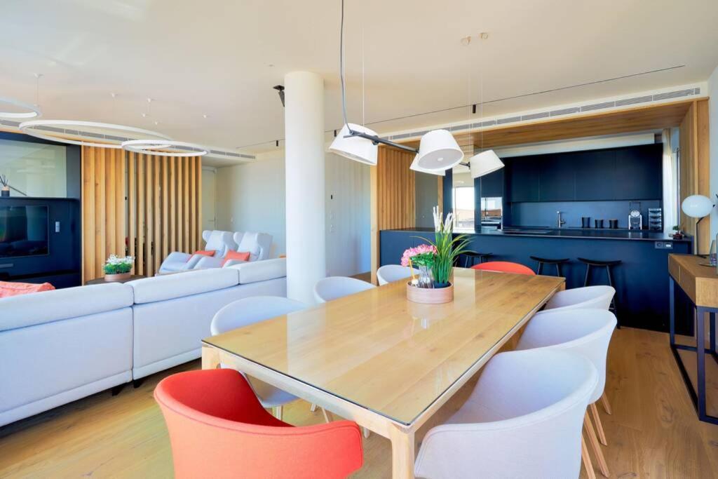 D&R Penthouse On The Beach Apartment Malaga Bagian luar foto