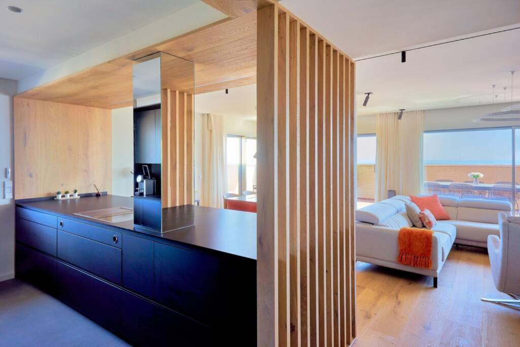 D&R Penthouse On The Beach Apartment Malaga Bagian luar foto