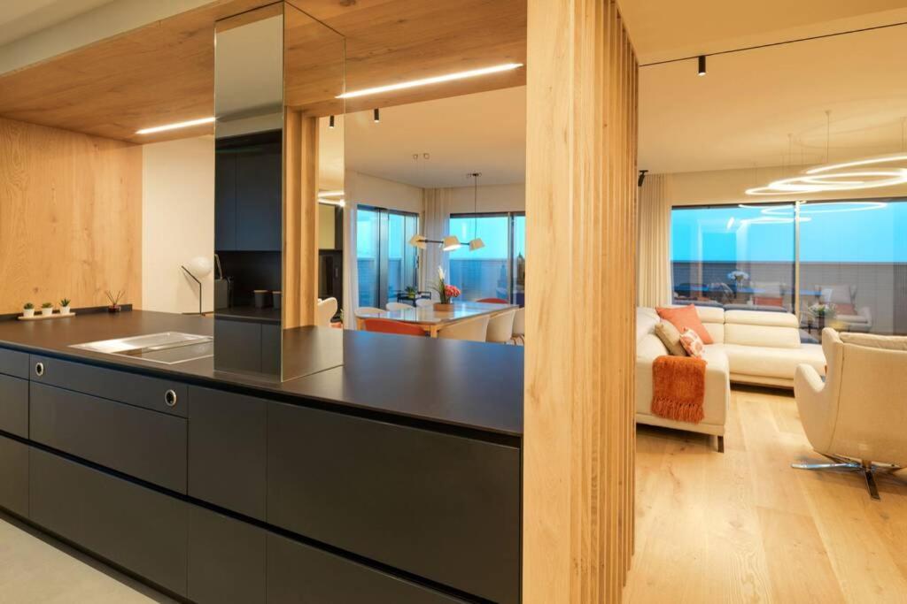 D&R Penthouse On The Beach Apartment Malaga Bagian luar foto